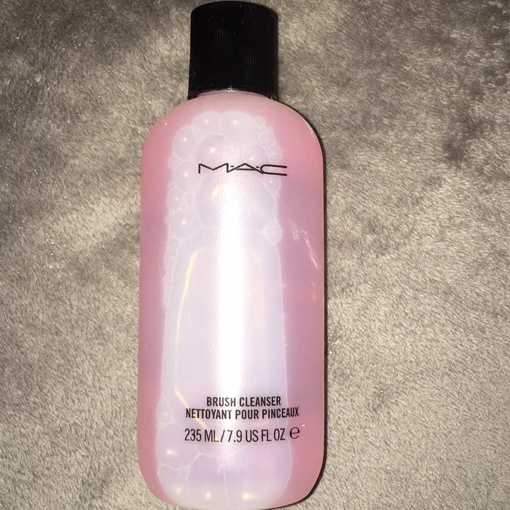 MaC Brush Cleaner